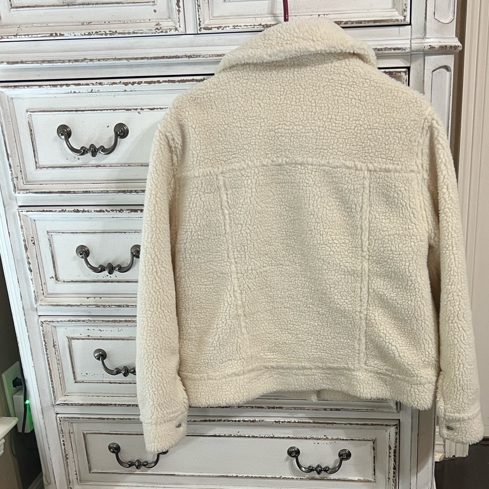 GAP Cream Teddy Jacket - Picture 3 of 6